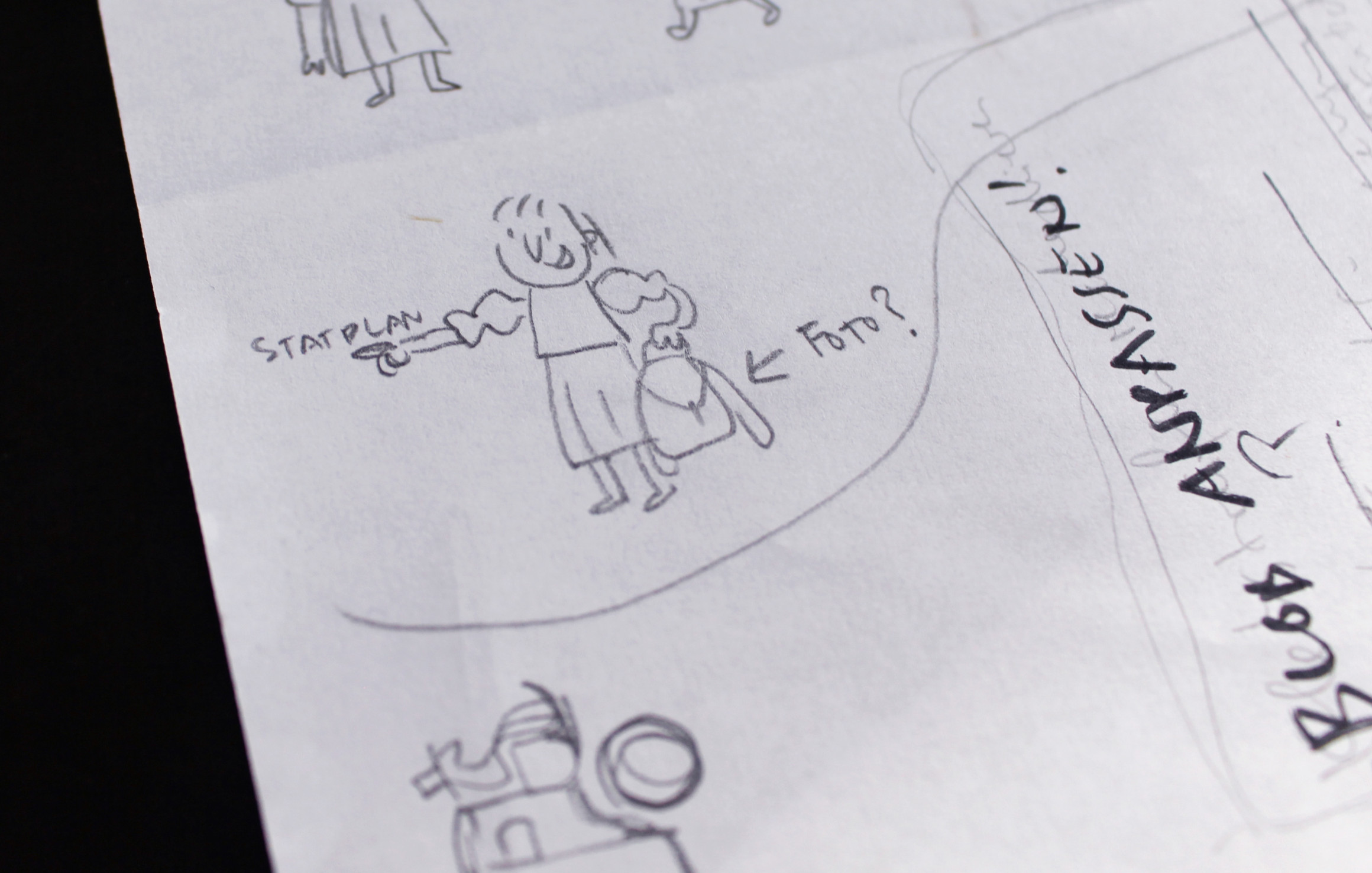 Bleistiftskizze der Barbara-Figur.